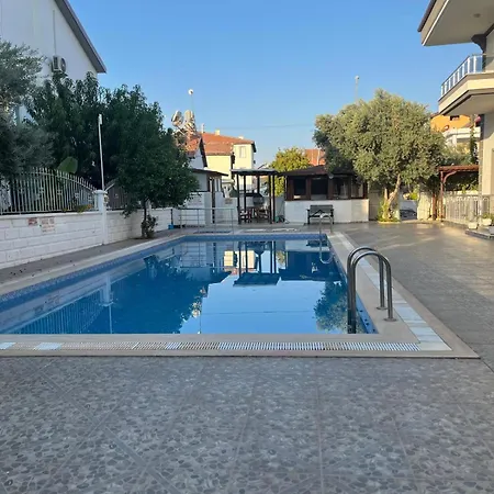 Aparthotel Begonvil Garden